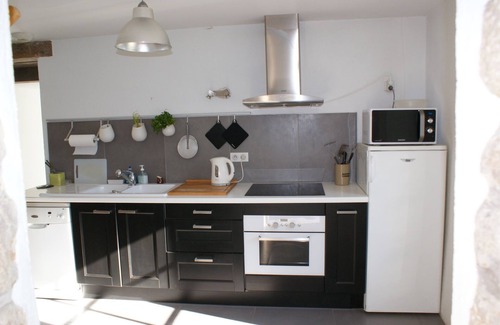 La Trinite-sur-Mer House | Old farm, with garden, 10 min by walk to the port
