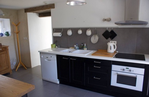 La Trinite-sur-Mer House | Old farm, with garden, 10 min by walk to the port