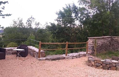 Lantriac House | Old farmhouse renovated in a contemporary style