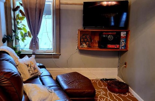Carlisle Apartment | Old Firehouse Quarter