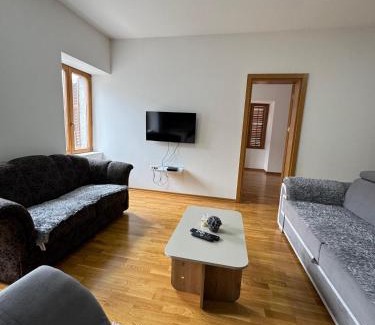 Niksic Apartment | Old House Bozovic