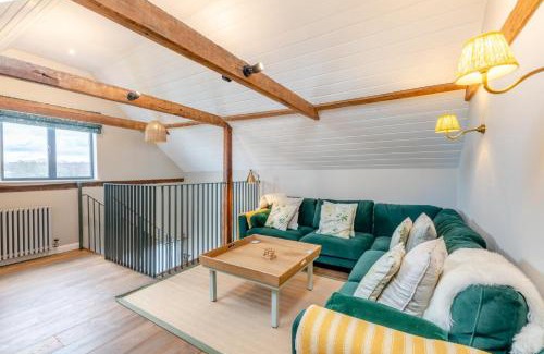 Peasmarsh House | Old House Farm