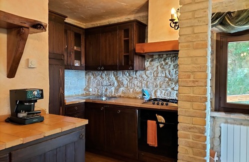 Penna San Giovanni Villa | ‘Old House’ is a glorious eighteenth century farmhouse recently restored