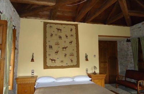 Karpenisi Hotel | Old Inn