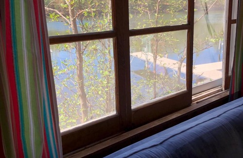 Minocqua Cabin | Old Minoqua Charm On Lake Minocqua With Boat Dock