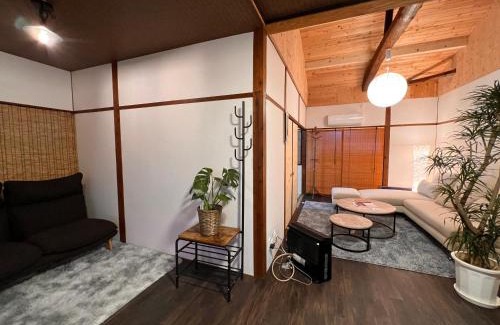 Nara Apartment | Old modern house in Nara