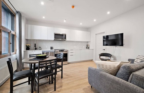 Old Montreal Apartment | Old Montreal Luxury Apartment