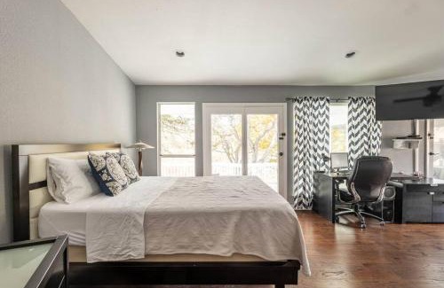Onion Creek Meadows Villa | Old Oasis