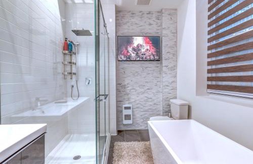 Old Montreal Apartment | Old Port Elegance and Designer Loft with PV Terrace
