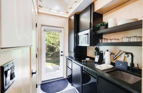 Ottawa Cabin | Old Salt | 1 Bed, 1 Bath
