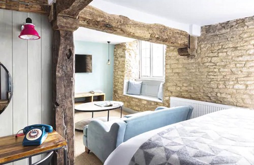 Stow-on-the-Wold Hotel | Old Stocks Inn