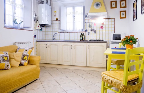 San Ginese House | Old stone farmhouse near Lucca, Tuscany