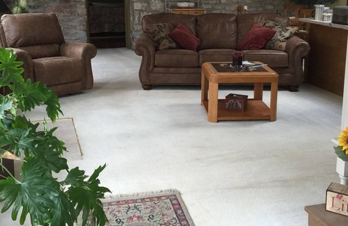 Lawrence Cottage | Old Stone House Country Get-away