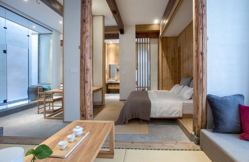 Yi County House | Old Street Moye Inn