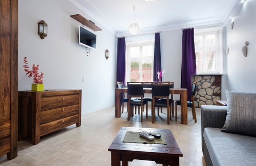 Stare Miasto Apartment | Old Town - 2 bedrooms, 2 bathrooms, 100 metres from the Main Square