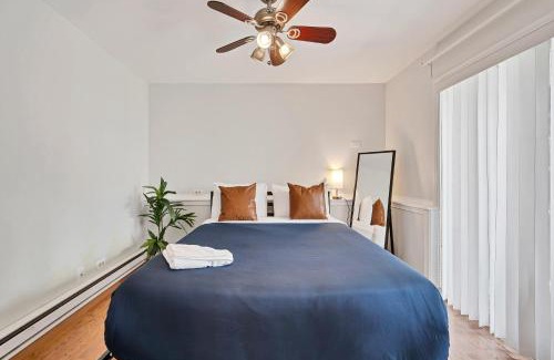 Old Town House | Old Town 3bd 3ba Coach House, Garage Parking Incl