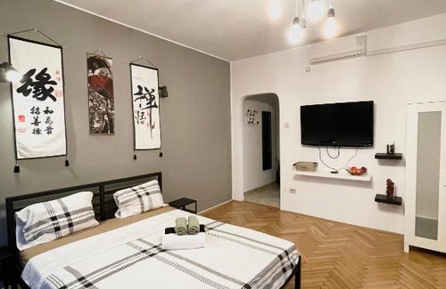 Bucharest City-Centre Apartment | Old Town Central Studio 23A