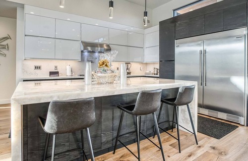Camelback Park Estates House | Old Town Elegance with Poolside Serenity & Walkable Luxury