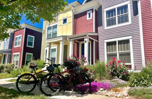 Old Town North House | Old Town North Jewel! Near Breweries and River!