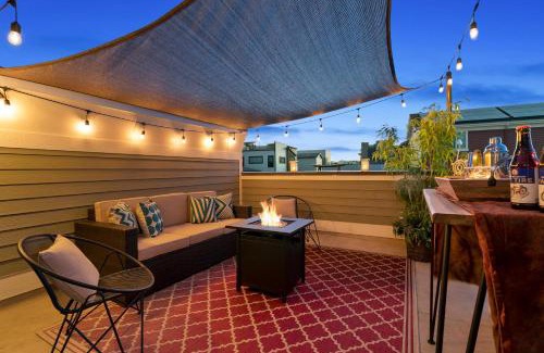 Old Town North House | Old Town North Jewel! Near Breweries and River!