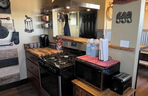 Kingman Apartment | Old Western Unit #6
