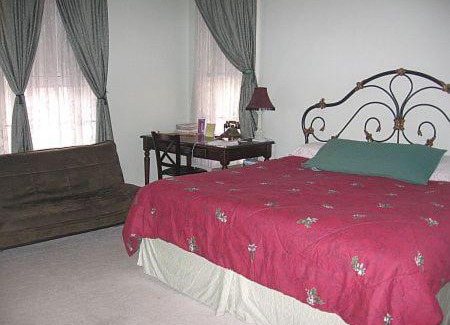 Troy Bed & Breakfast | Olde Judge Mansion B&B