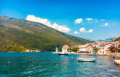 Lepetane Apartment | Oldhouse Vucinovic