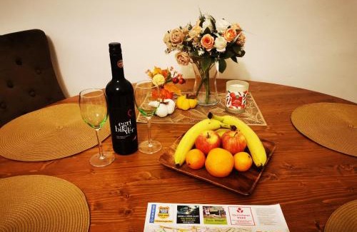 Eger Apartment | Oldtown Shelter Apartment with free private parking