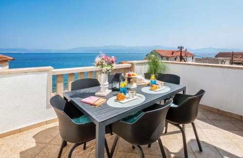 Sutivan Apartment | Olea Mare Sutivan - in the centre with parking