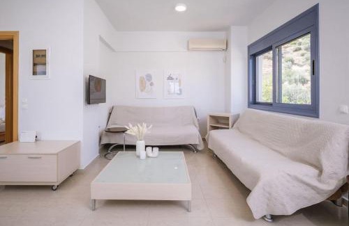 Viannos Apartment | Olea Seaside luxury apartment in Crete