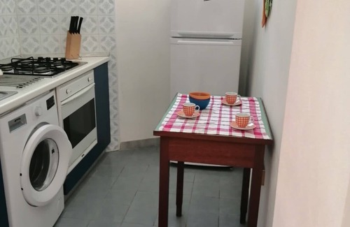 Procchio Apartment | Oleander house