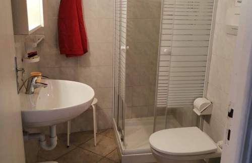 Procchio Apartment | Oleander house
