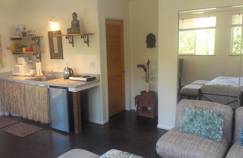 Puna Palisades Cottage | Oliana Cottage - Kehena Beach - Allergy Friendly