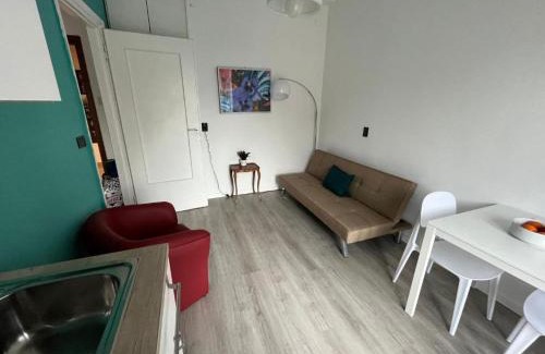 Porta Garibaldi Apartment | Olimpia Fidias bilocale isola