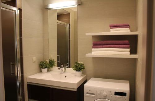 Sarvar Apartment | Olive Apartman