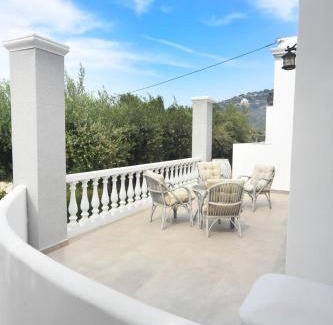 Panormos House | Olive garden house