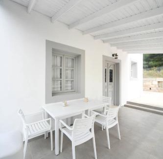 Panormos House | Olive garden house