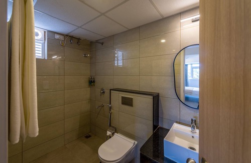 JP Nagar Hotel | Olive Hotel JP Nagar by Embassy Group