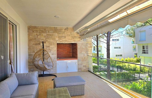Ishem Apartment | Olive Tree Apartment, Lalzit Bay, Albania