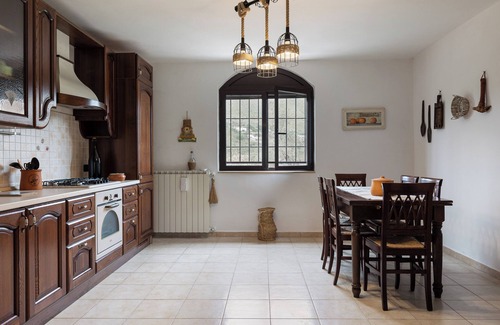 Gaeta Apartment | Olive tree cottage, with private parking