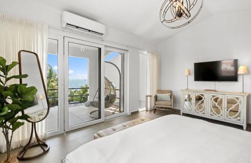 Candelero Abajo Villa | Olive Villa Palmas - Modern Beachfront