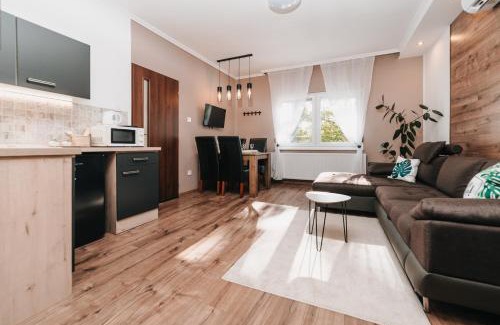 Mako Apartment | Oliver Apartman