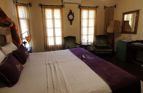 Ayvalik City Center House | Olivia 1845 Guest House