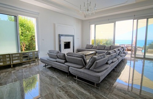 Kissonerga Villa | Olymp Villa A 3-bedroom Sea-Front Villa