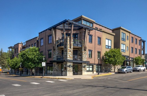 Downtown Steamboat Springs Apartment | Olympian Summit Suite