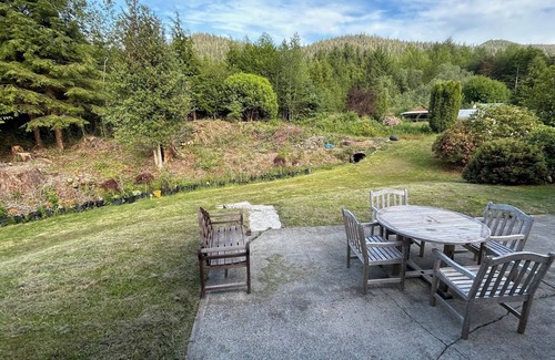 Neilton House | Olympic National Park and Pacific Ocean Getaway