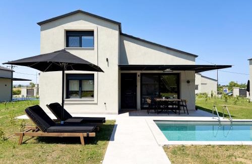 Olymbiaki Akti Villa | Olympus Seaside Luxury Pool Villas