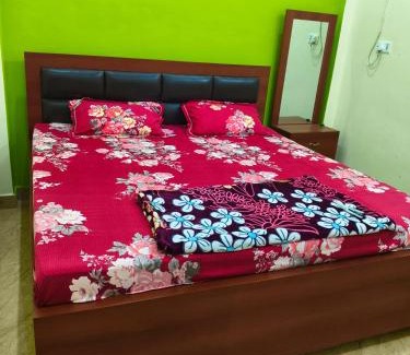 Faizabad House | Om Home Stay 3Bhk Near Ram Mandir