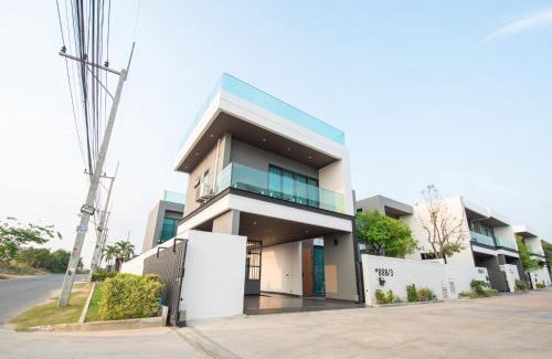 Nong Prue Villa | Om Luxury Villa