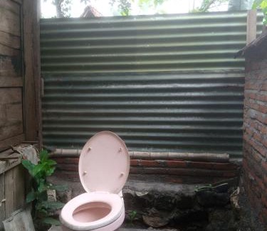 Bangunjiwo House | Omah Guyub Desa